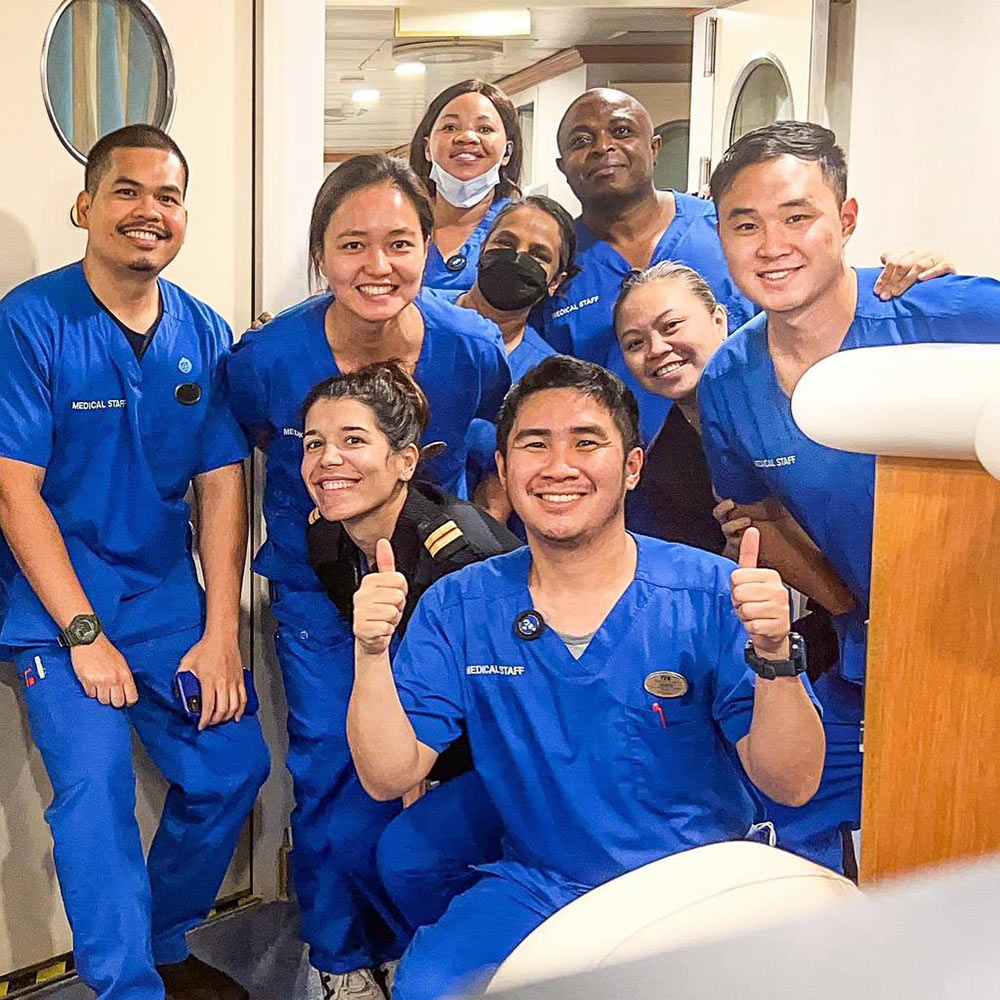 cruise ships hiring nurses